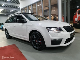 Škoda Octavia Combi 2.0 TSI RS DSG PANO LEER NAVI LED CRUISE PDC