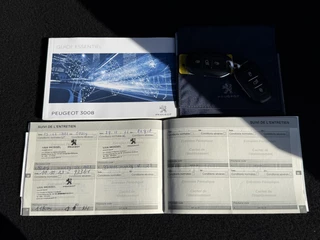 Peugeot 3008 Peugeot 3008 1.2 PureTech Allure 1e Eigenaar,Navi,Pano,Camera,131pk,Cruise,Clima,Trekhaak,Half Leder,Vol Opties,Dealer Onderhouden,Pdc V+A,APK tot 08-2026 - afbeelding nr 18