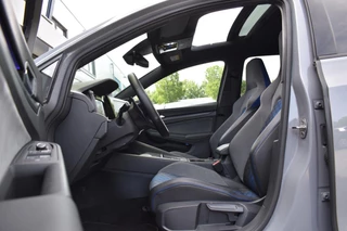 Volkswagen Golf Volkswagen Golf 1.5 eTSI R-Line Pano HUD H&K Lane Camera - afbeelding nr 9