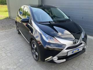 Toyota Aygo Toyota Aygo 1.0 VVT-i x-clusiv  |Clima|Camera| Carplay - afbeelding nr 2