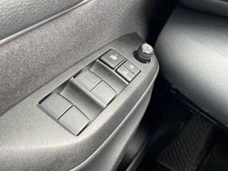 Toyota Yaris Toyota Yaris 1.5 Hybrid 115 First Edition | Navi | Keyless entry + start | Ap - afbeelding nr 15