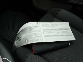 Citroën C3 Citroen C3 1.2 PureTech 110pk  Carplay / Cruise / Nette auto - afbeelding nr 6