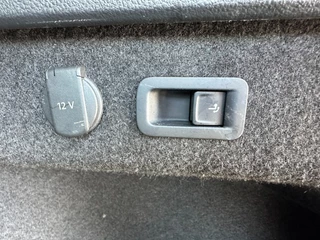 Volkswagen Passat Volkswagen Passat Variant 1.5 TSi Aut. Business Camera Trekhaak - afbeelding nr 41