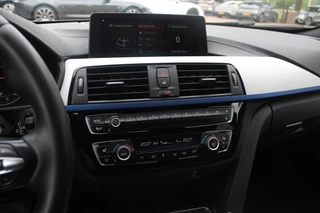 BMW 4 Serie BMW 4 Serie Gran Coupé 420i Corporate Lease High Executive / Leder / Head-up / 18'' / Navigatie / Stoelverwarming / Getint glas / Cruise control - afbeelding nr 19