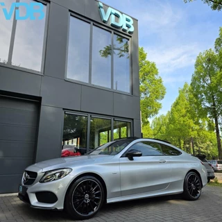Mercedes-Benz C-Klasse Mercedes C-klasse Coupé 200 AMG PANO NIGHT SFEER LED CAMERA - afbeelding nr 2