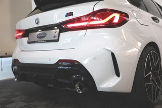 BMW 1 Serie BMW 1 Serie 118i M-Performance M-Sport H&K LEDER SFEER '20 - afbeelding nr 27