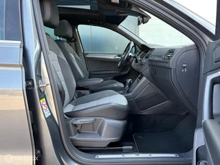 Volkswagen Tiguan Volkswagen Tiguan 1.4 TSI ACT R-Line Virtual / Trekh. / Pano - afbeelding nr 6