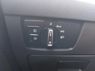Volkswagen Passat Volkswagen Passat Variant 1.5 TSI Comfort Business Automaat, airco,cruise,wegklapbare trekhaak,navigatie,parkeersensoren, - afbeelding nr 22