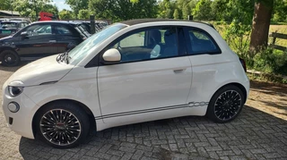 Fiat 500e Fiat 500e 500 E-Cabrio-Passion Sport -42KW - afbeelding nr 5