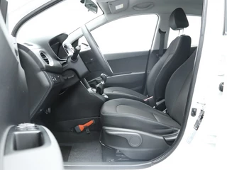 Hyundai i10 Hyundai i10 1.0i Comfort | All Season | Airco | Cruise control - afbeelding nr 12
