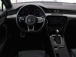 Volkswagen Passat Volkswagen Passat Variant 1.5 TSI HL Bns R | Panoramadak | Leder | Keyless |  Stoelverwarming | Carplay | Adaptive Cruise | Elektrische achterklep - afbeelding nr 3
