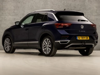 Volkswagen T-Roc Volkswagen T-Roc 1.5 TSI Sport 150Pk (VIRTUAL COCKPIT, APPLE CARPLAY, GROOT NAVI, CAMERA, LED KOPLAMPEN, SPORTSTOELEN, ADAPTIVE CRUISE, MODE KNOP, STOELVERWARMING, NIEUWE APK, NIEUWSTAAT) - afbeelding nr 3