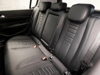 Peugeot 308 Peugeot 308 1.2 PureTech Sport (PANORAMADAK, APPLE CARPLAY, GROOT NAVI, LEDEREN SPORTSTOELEN, STOELVERWARMING, 360 CAMERA, GETINT GLAS, CRUISE, NIEUWSTAAT) - afbeelding nr 16