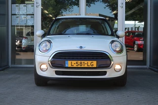 MINI Cooper MINI Cooper 1.5 COOPER, Stoelverwarming, Airco, etc. - afbeelding nr 2