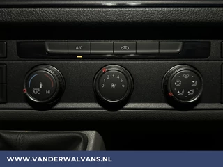 Volkswagen Crafter Volkswagen Crafter 2.0 TDI 141pk L3H3 L2H2 Euro6 Airco | Camera | Apple Carplay | Android Auto | Cruisecontrol Chauffeursstoel - afbeelding nr 8