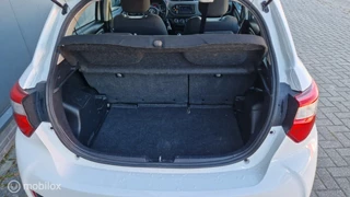 Toyota Yaris Toyota Yaris 1.0 VVT-i Comfort - afbeelding nr 10