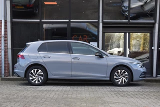 Volkswagen Golf Volkswagen Golf 1.4 eHybrid Lane ACC Camera Ambiance Massage D.Hoek - afbeelding nr 9