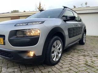 Citroën C4 Cactus Citroen C4 Cactus 1.2,Automaat,Cruise,Nav,Park sensor,Stuutwiel bed,Regensensor. - afbeelding nr 4