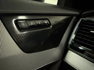 Volvo XC90 Volvo XC90 T8 Twin Engine AWD R-Design PANO/LUCHTVERING/TREKHAAK/H&K/MASSAGE+VENTILATIE/360CAMERA/20