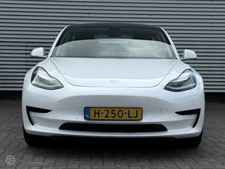 Tesla Model 3 Tesla Model 3 Standard RWD Plus 60 kWh Trekhaak Panoramadak Zwart Leder 18