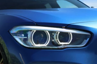 BMW 1 Serie BMW 1-serie M140i LCI / VOL! / RWD / Camera / H&K / Pano / 18