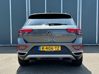 Volkswagen T-Roc Volkswagen T-Roc 1.5 TSI 150pk DSG Style | IQ Light | Camera | Alcantara | Trekha - afbeelding nr 28