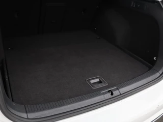 Volkswagen Golf Volkswagen Golf Variant 1.0 TSI Comfortline | Trekhaak | Navigatie | Apple CarPlay | Cruise Control | DAB | LED | LMV - afbeelding nr 10