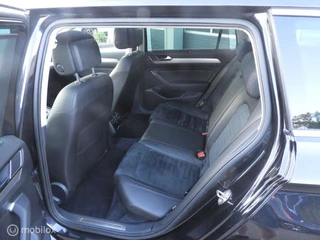Volkswagen Passat Volkswagen Passat Variant 1.8 TSI Highline - afbeelding nr 14