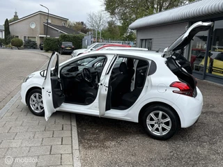 Peugeot 208 Peugeot 208 1.2 PureTech Active stoelverwarm. cruisecontrol - afbeelding nr 14