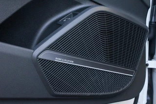 Audi Q5 Audi Q5 55 TFSI e Quattro Edition one | Pano | Camera | B&O | S-Line | Launch pakket onder andere voorzien van Panorama dak, sfeerverlichting, achteruitrijcamera, Bang & Olufsen, ACC, stuurverwarming, stoelverwarming, lane assist & keyless - afbeelding nr 10