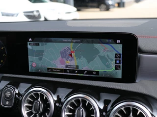 Mercedes-Benz CLA Mercedes-Benz CLA Shooting Brake 200 Business Solution AMG I Panoramdak I Trekhaak I Leder - afbeelding nr 13