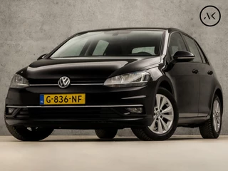Volkswagen Golf (APPLE CARPLAY, GROOT NAVI, CLIMATE, STOELVERWARMING, DYNAMISCHE KNIPPERLICHTEN, ALCANTARA SPORTSTOELEN, ADAPTIVE CRUISE, PARKEERSENSOREN, LM VELGEN, NIEUWSTAAT) - afbeelding nr 1