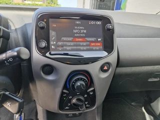 Peugeot 108 Peugeot 108 1.0 e-VTi Active | Pack Techno Achteruitrijcamera - afbeelding nr 7