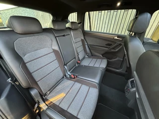 SEAT Tarraco Seat Tarraco 1.5 TSI Xcellence Automaat | Panoramadak | LED verlichting | Stoelverwarming | Adaptive cruise control | 20 inch lichtmetalen velgen | Achteruitrijcamera | Parkeersensoren voor en achter - afbeelding nr 43