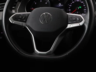 Volkswagen Passat Volkswagen Passat 2.0 TDI Comfort Business | Stoelverwarming |  Camera | Adaptive cruise | Carplay | Massage | Navigatie | Full LED | Parkeerhulp - afbeelding nr 10