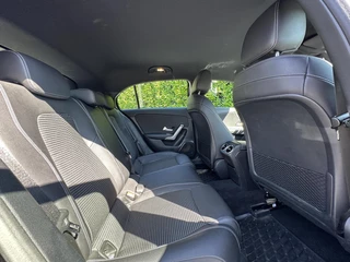 Mercedes-Benz A-Klasse Mercedes A-klasse 180 d Advantage, NIEUW MODEL, EURO 6, CRUISE, NAVI, LEDER, ACHTERUITCAMERA, ECC-AIRCO, STOELVERWARMING, LICHTMETAAL 16