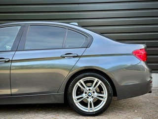 BMW 3 Serie BMW 3 Serie 320i AUT|SPORTLEER|CAMERA|CARPLAY|HiFi - afbeelding nr 8