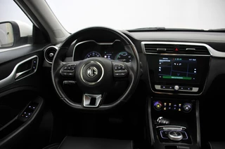 MG ZS MG ZS Luxury 45 kWh - Carplay, Panorama, Camera, Stoelverw. SOH 86% - afbeelding nr 5