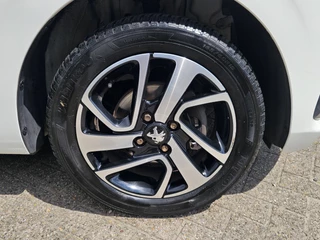 Peugeot 108 Peugeot 108 1.0 e-VTi Allure AUT! Camera! Apk 2-2027! Zondag OPEN! - afbeelding nr 12