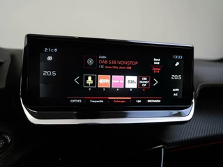 Peugeot 2008 Peugeot 2008 1.2 PureTech 130pk GT | Panoramadak | Full LED | FOCAL sound | Camera - afbeelding nr 27