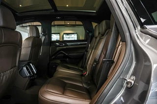 Porsche Cayenne Porsche Cayenne 3.6 V6 S Turbo | Dealer onderhouden l 21'' - afbeelding nr 27