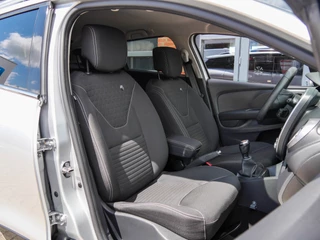 Renault Clio Renault Clio Estate 0.9 TCe Limited | CAMERA | CRUISE CONTROL | - afbeelding nr 4