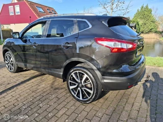 Nissan QASHQAI Nissan Qashqai Dig-T 1.2 Tekna 17