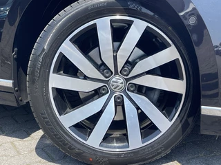Volkswagen Passat Volkswagen Passat Variant 1.5 TSI Highline Business R | Navi | ACC | HUD | LED | Keyless | Virtual Cockpit | 18 inch - afbeelding nr 8