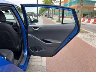 Hyundai IONIQ Hyundai IONIQ Comfort EV Full electric Navi/Camera Airco/ECC - afbeelding nr 41