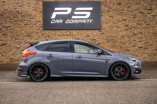 Ford Focus Ford Focus 2.0 ST, Milltek Sport, 19 Inch RS LMV, Airtec - afbeelding nr 7