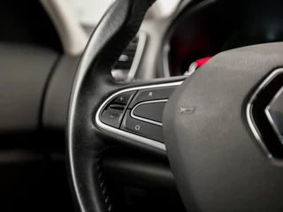 Renault Scénic Renault Scénic 1.2 TCe Sport Collection (APPLE CARPLAY, GROOT NAVI, LEDER, CAMERA, TREKHAAK, SPORTSTOELEN, GETINT GLAS, KEYLESS, PARKEERSENSOREN, NIEUWE APK, NIEUWSTAAT) - afbeelding nr 18