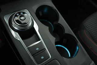 Ford Focus Ford Focus 1.5 EcoBoost ST Line | Camera | Carplay |  Full LED | Keyless | Navigatie | Climate control | Sportstoelen | Cruise control - afbeelding nr 19