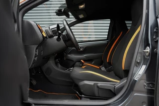 Toyota Aygo Toyota Aygo 1.0 VVT-i x-JBL 72 PK | Camera | Automaat | Carplay | 15'Inch | - afbeelding nr 12