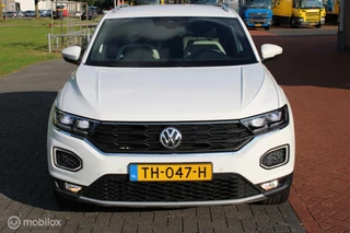 Volkswagen T-Roc Volkswagen T-Roc 1.5 TSI 150 PK Sport, 18 Inch Lmv. Navi, Pdc voor + achter, Cruise, Clima, App connect, Donker glas, 1500 KG Trekgewicht ! - afbeelding nr 23